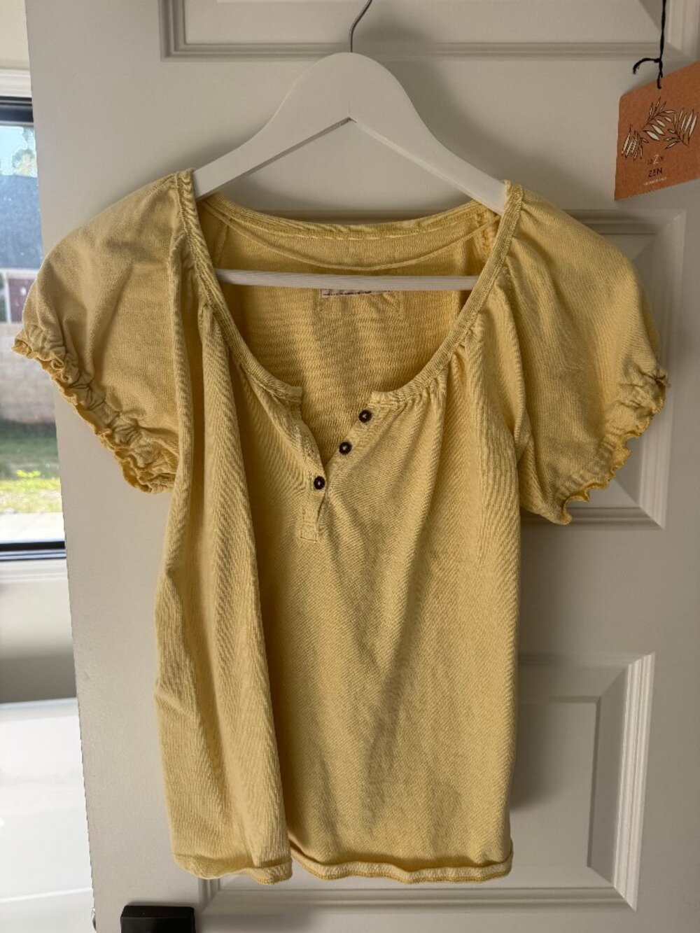 We The Free Issa Tee Double Butter Yellow Puff Sleeve Henley S/P